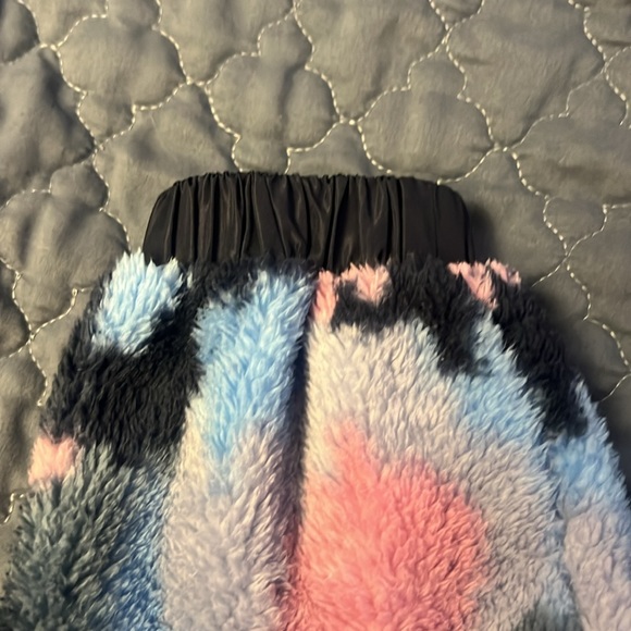 Fuzzy Jacket - Picture 4 of 5